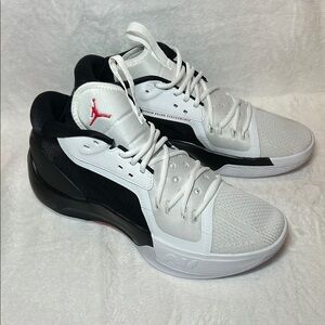 NWOB JORDAN ZOOM SEPARATE sizes 11.5, men’s